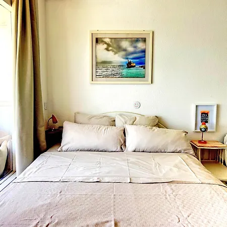 Santa Clara Cozy Sea View Apartament *