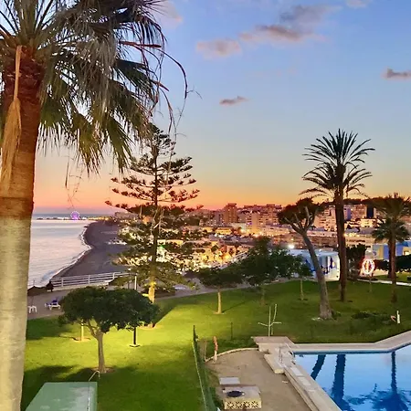 Santa Clara Cozy Sea View Торремолинос