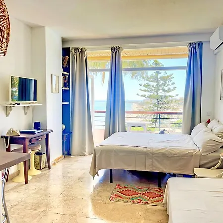 Santa Clara Cozy Sea View Торремолинос